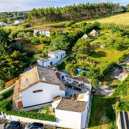 The Far End Surf House - Surf & Yoga Holidays Lourinhã Dış mekan fotoğraf
