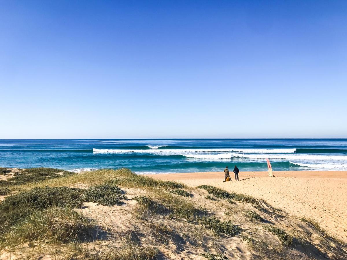 The Far End Surf House - Surf & Yoga Holidays Lourinhã Dış mekan fotoğraf