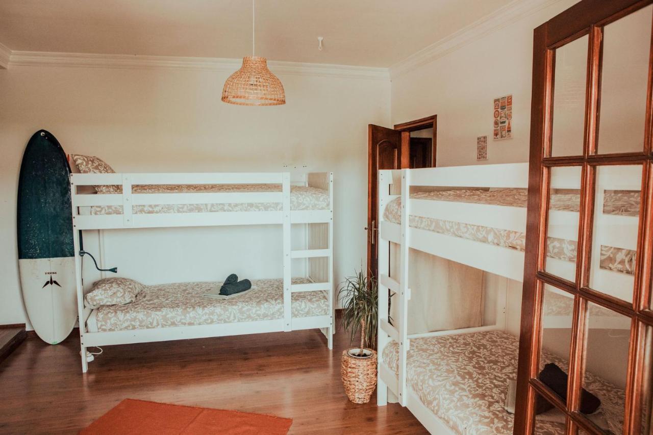 The Far End Surf House - Surf & Yoga Holidays Lourinhã Dış mekan fotoğraf