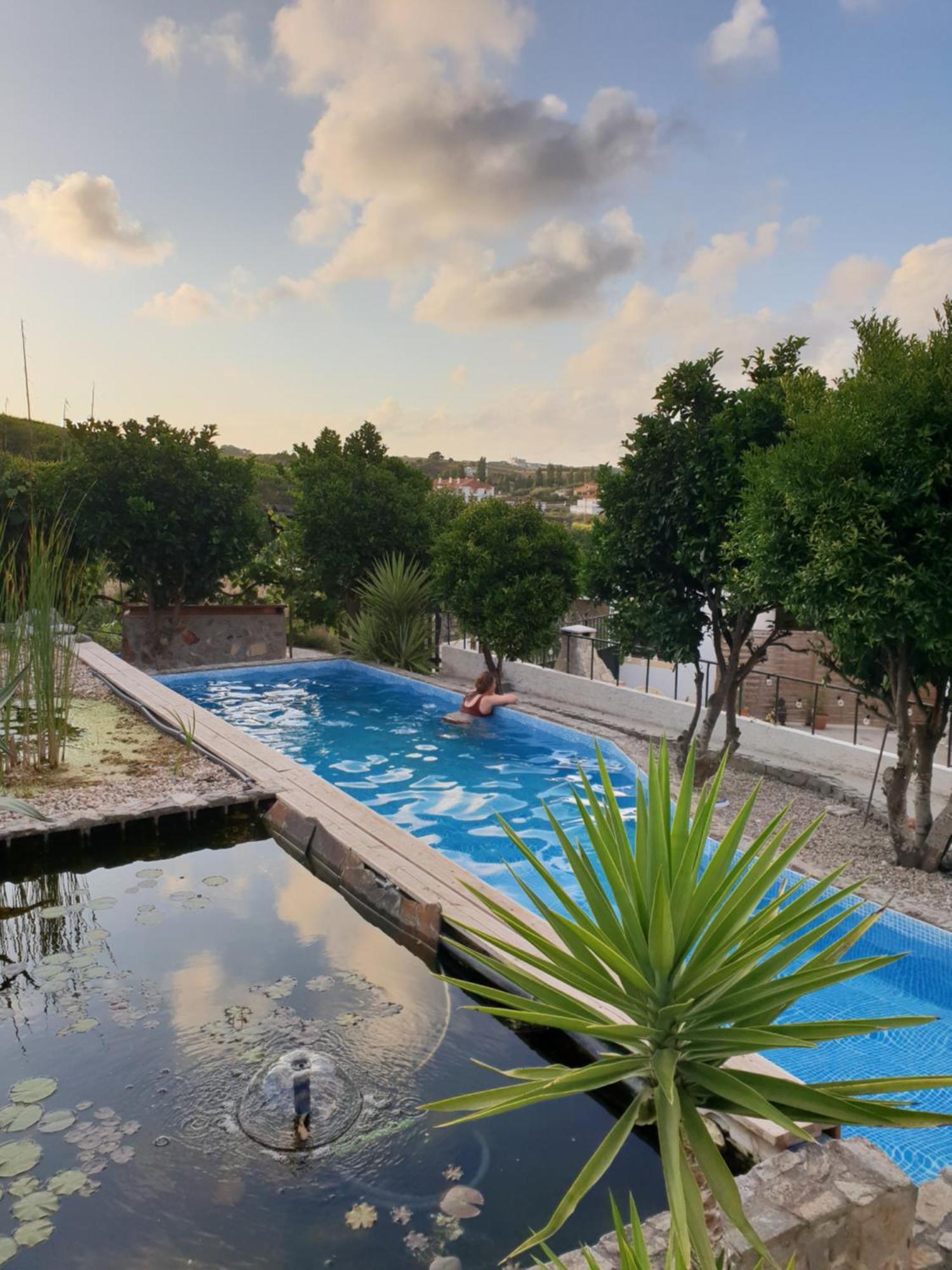 The Far End Surf House - Surf & Yoga Holidays Lourinhã Dış mekan fotoğraf
